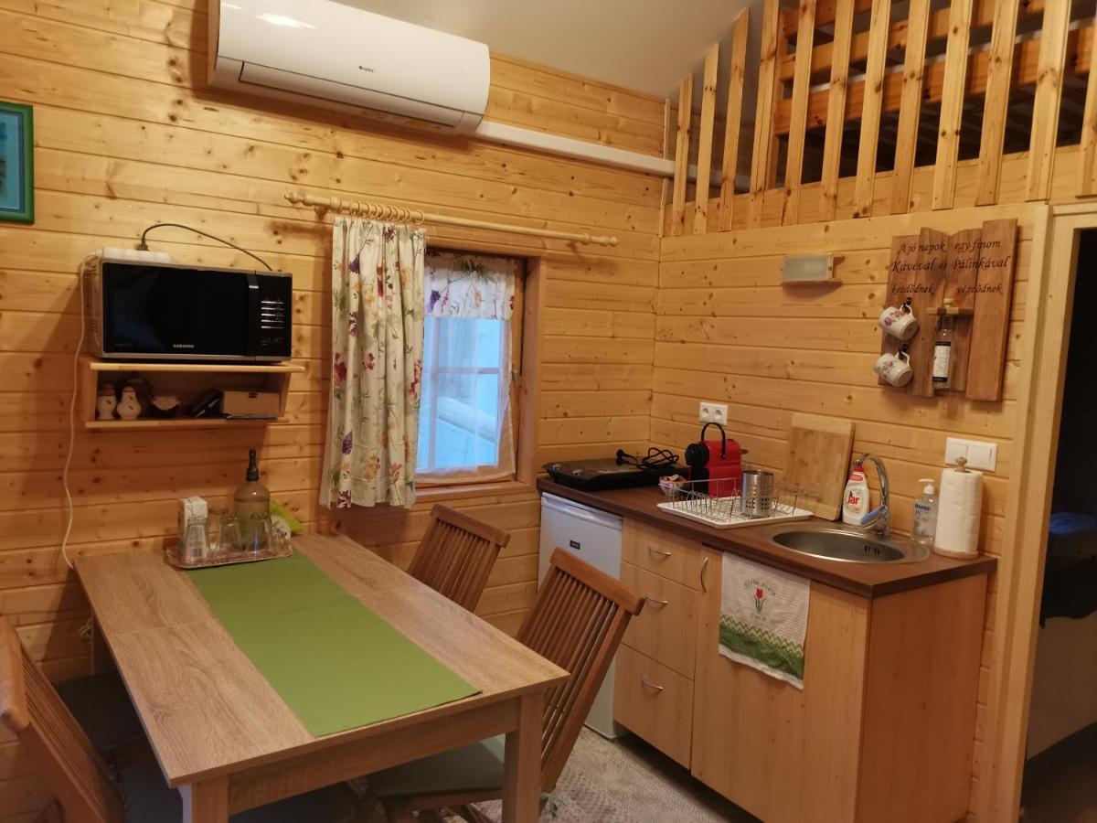 Apartamento Novák porta vendégház-Tab, Zala Exterior foto