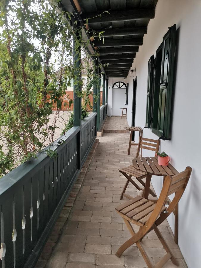 Apartamento Novák porta vendégház-Tab, Zala Exterior foto